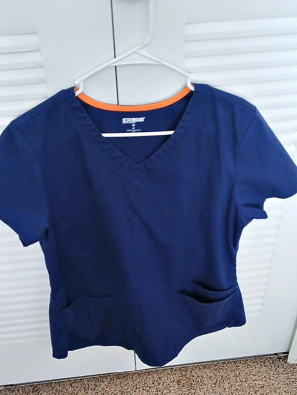 Cherokee Women'Small V-Neck Short Sleeve Top Size Small